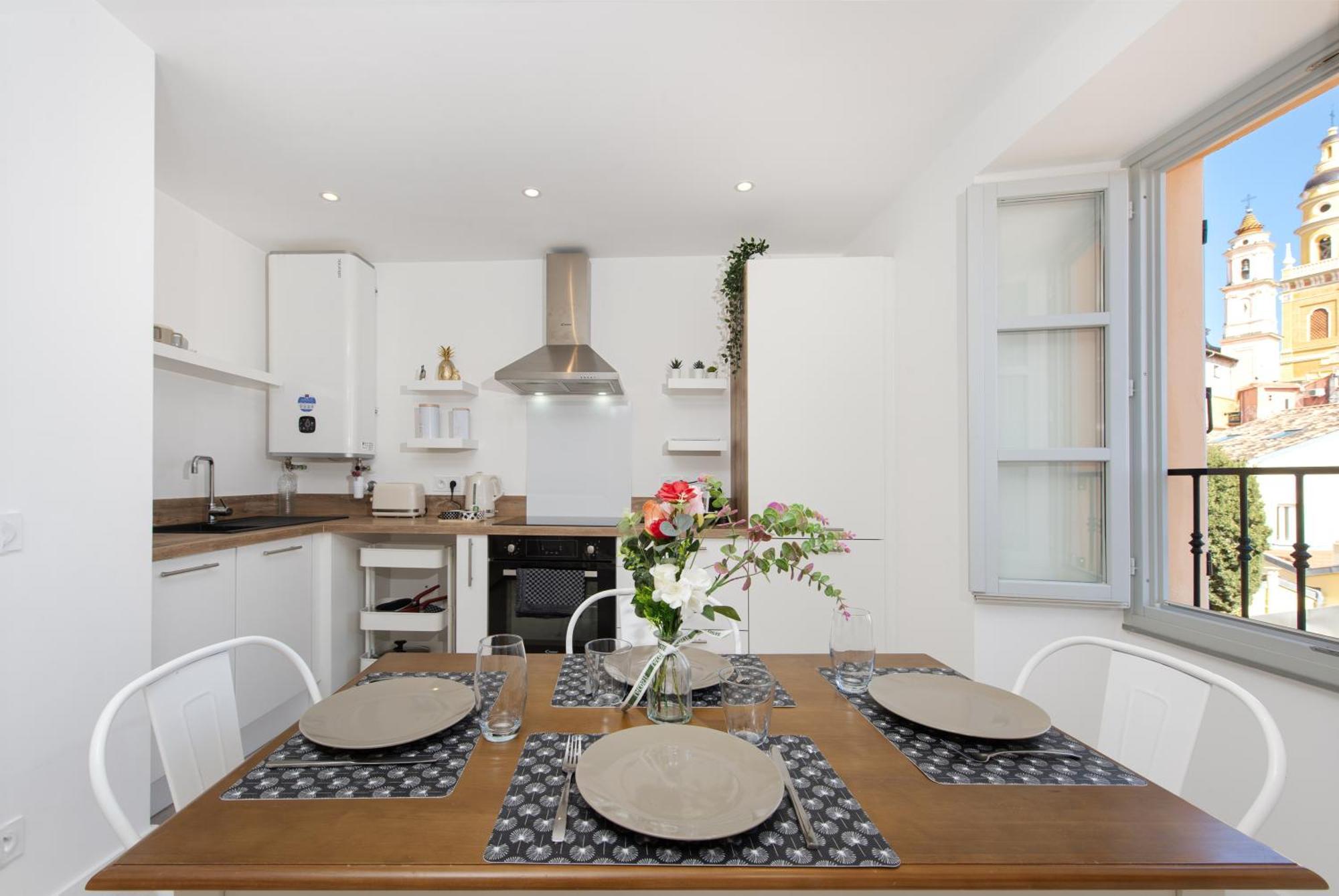 Palm Riviera - Vieille Ville De Menton - Vue Mer Екстериор снимка